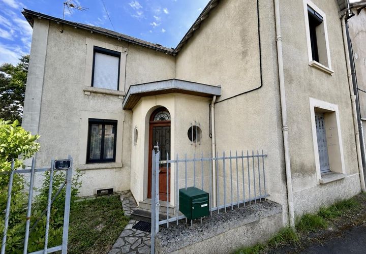 Villa a Civray, Vienne, Civray - € 130.000 | Ref: 46_JLY-0026407 - foto 1