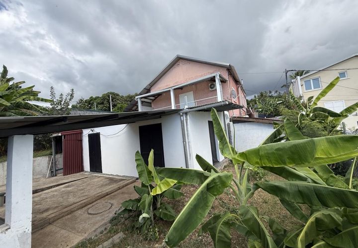 Villa a Saint-Denis, La Reunion, Saint-Denis - € 400.000 | Ref: MV284 - foto 1