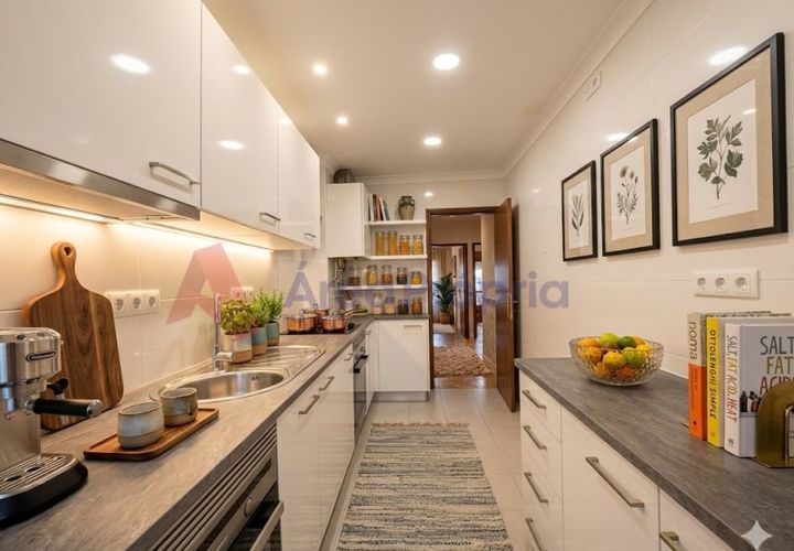 Lejlighed i Amadora, Lisbon, Amadora - € 305.000 | Ref: APA_420 - foto 1