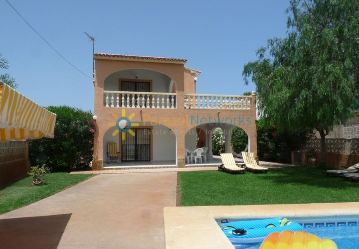 Villa a Oliva, Valencia, Oliva - € 1.200/mes | Ref: PNRN65 - foto 1