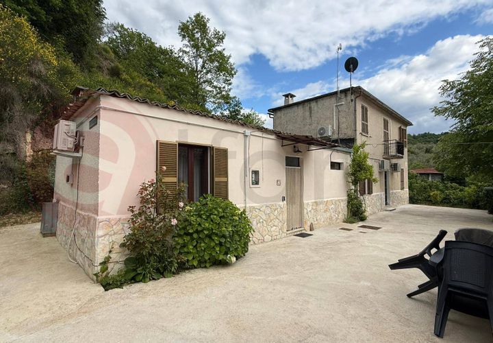 Villa a Arpino, Frosinone, Arpino - € 69.000 | Ref: AC99-2920 - foto 1