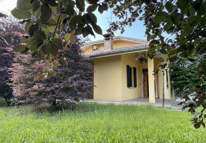 Villa a Guastalla, Reggio Emilia, Guastalla - € 310.000 | Ref: 2681 - foto 1
