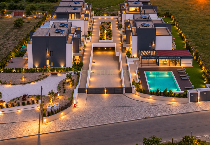 Villa i Sintra, Lisbon, Sintra - € 945.000 | Ref: 1356-01880 - foto 1