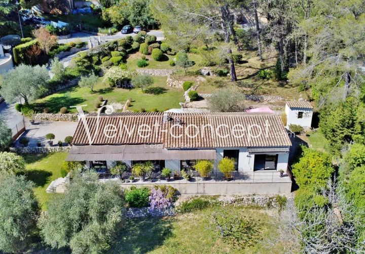 Villa i Valbonne, Alpes-Maritimes, Valbonne - € 945.000 | Ref: 3068A2 - foto 1