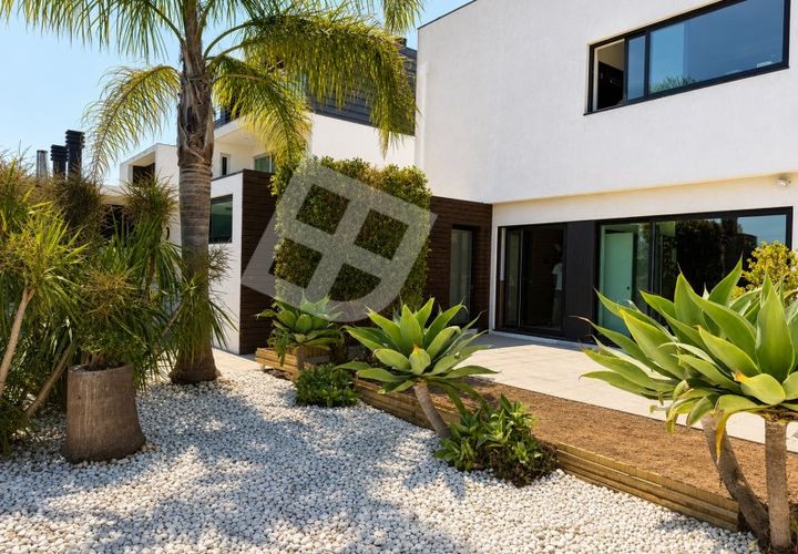 Villa i Aveiro, Aveiro, Aveiro - € 595.000 | Ref: 4447 - foto 1