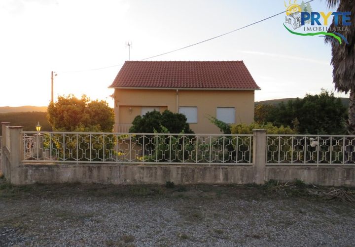 Villa i Serta, Castelo Branco, Serta - € 220 000 | Ref: AA346 - foto 1