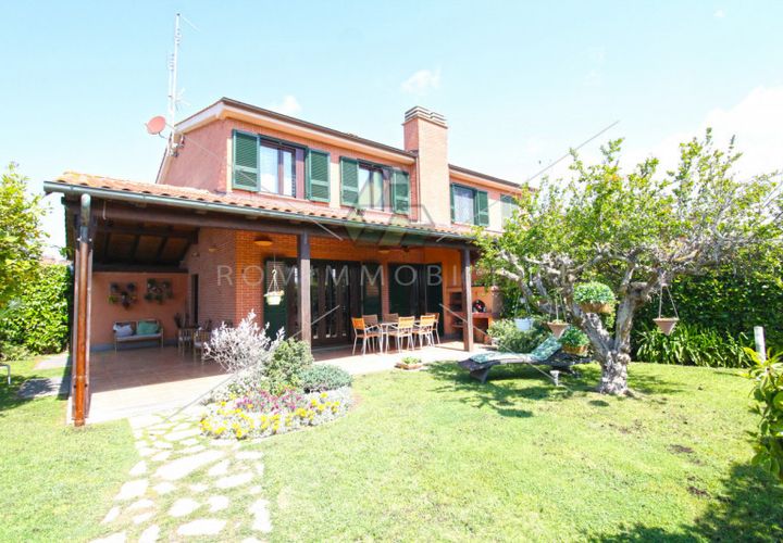 Villa i Rome, Rome, Rome - € 395.000 | Ref: V2612 - foto 1
