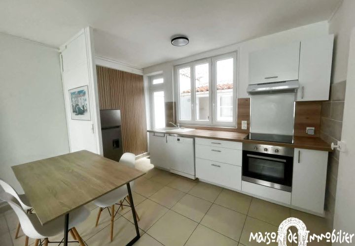 Villa a Cognac, Charente, Cognac - € 725/mes | Ref: RILMA80008085 - foto 1