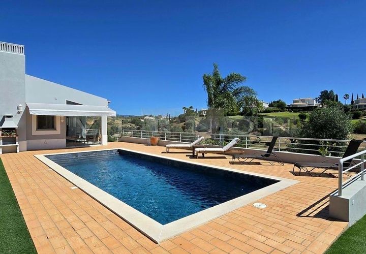 Villa en Estombar, Faro, Estombar - € 1.350.000 | Ref: VC764 - photo 1