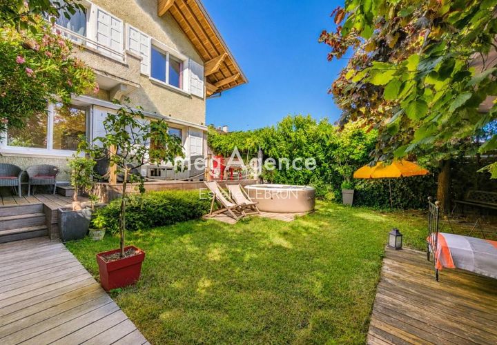 Byhus i Annecy, Haute-Savoie, Annecy - € 677.000 | Ref: 204845 - foto 1