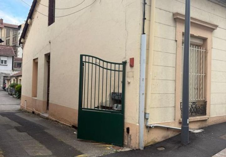 Villa a Saint-Etienne, Loire, Saint-Etienne - € 140.000 | Ref: 205110 - foto 1