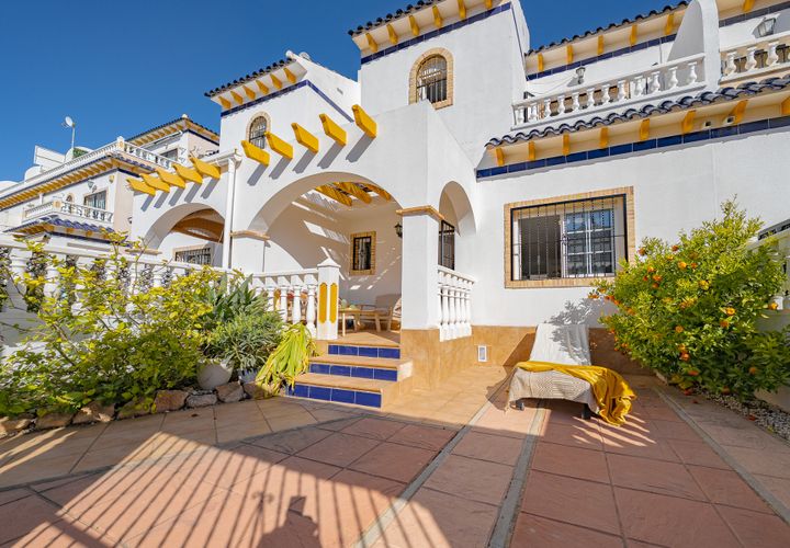 Byhus i Playa Flamenca, Alicante, Playa Flamenca - € 245.000 | Ref: R-42030 - foto 1