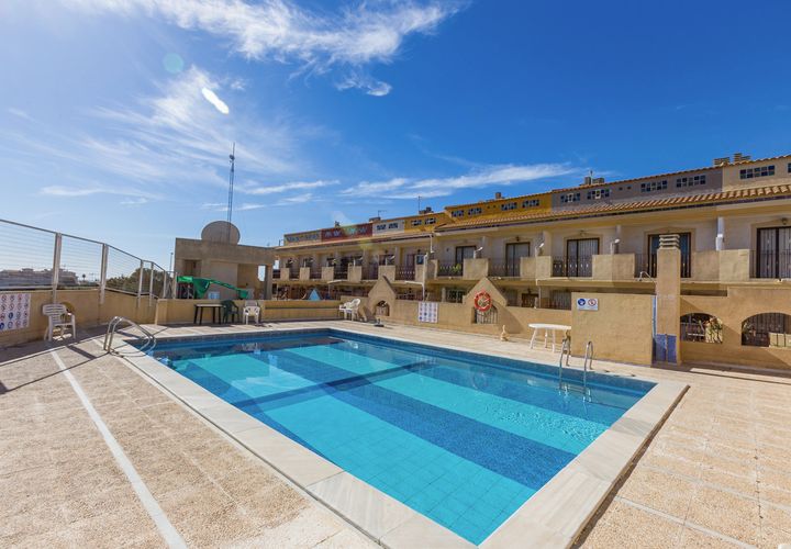 Byhus i Playa Flamenca, Alicante, Playa Flamenca - € 189.000 | Ref: 13865 - foto 1