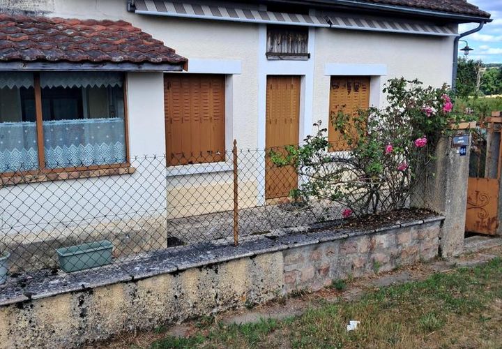 Villa a Lapalisse, Allier, Lapalisse - € 98.000 | Ref: 204772 - foto 1