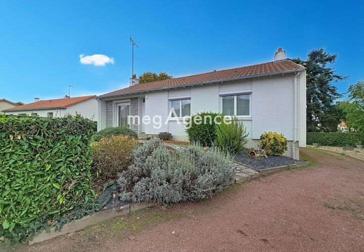 Haus in Cholet, Maine-et-Loire, Cholet - € 180.000 | Ref: 203306 - Foto 1