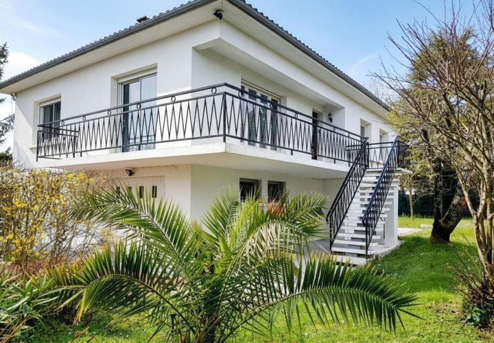 Byhus i Jonzac, Charente-Maritime, Jonzac - € 219.000 | Ref: 202893 - foto 1