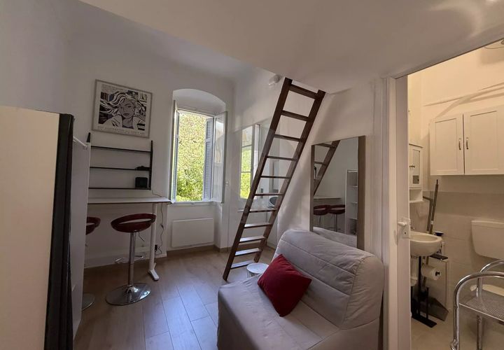 Leilighet i Menton, Alpes-Maritimes, Menton - € 650/måned | Ref: A06279 - foto 1