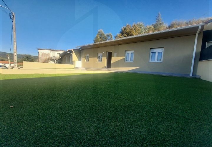 Villa i Guimaraes, Braga, Guimaraes - € 197.500 | Ref: 59 - foto 1