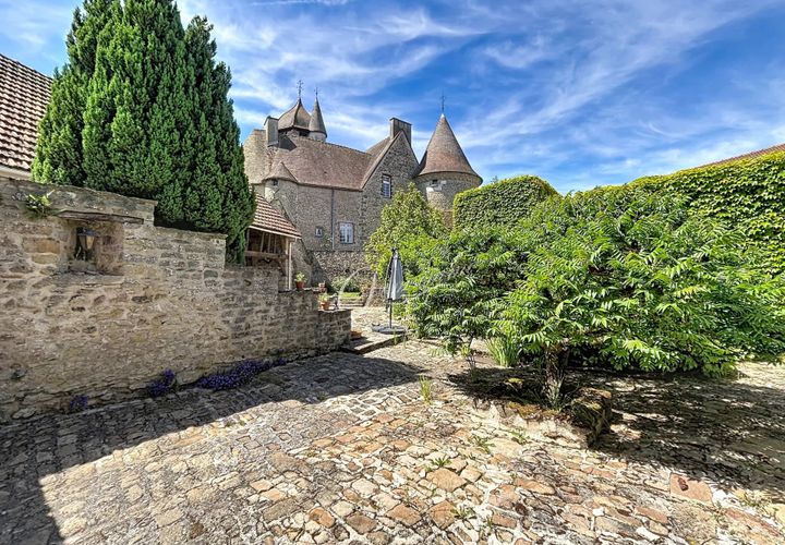 Villa a Arnay-le-Duc, Cote-d'Or, Arnay-le-Duc - € 395.000 | Ref: 4826 - foto 1