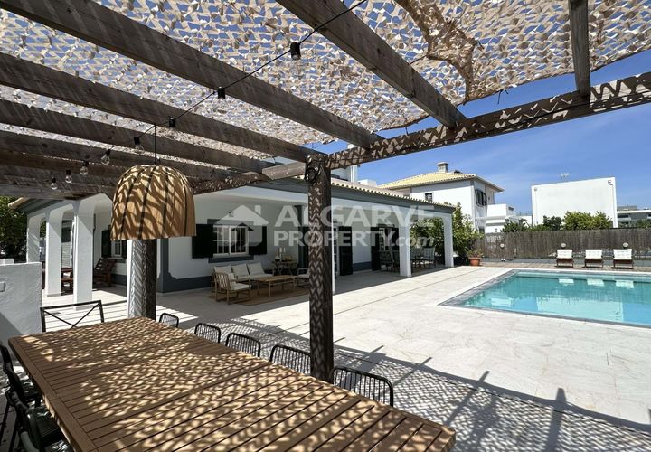Villa i Almancil, Faro, Almancil - € 1.250.000 | Ref: V268971J - foto 1