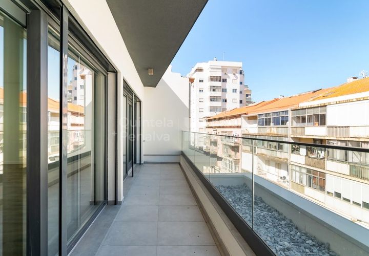 Appartement in Almada, Setubal, Almada - € 695.000 | Ref: PROP-32019 - foto 1
