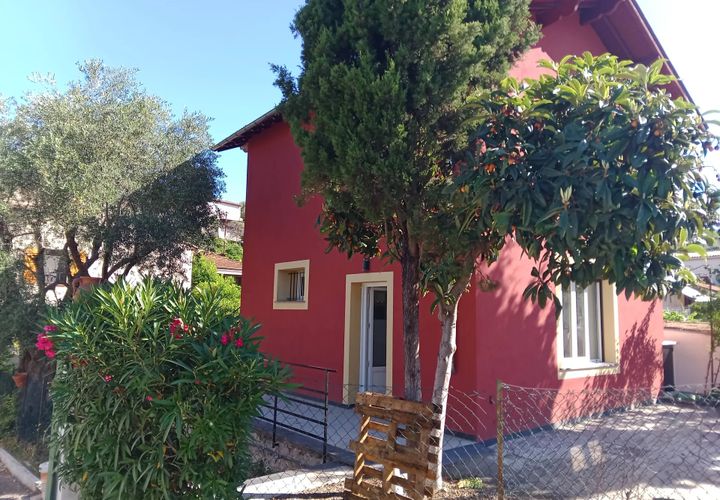 Villa a La Trinité, Alpes-Maritimes, La Trinité - € 1.500/mes | Ref: 87102986 - foto 1