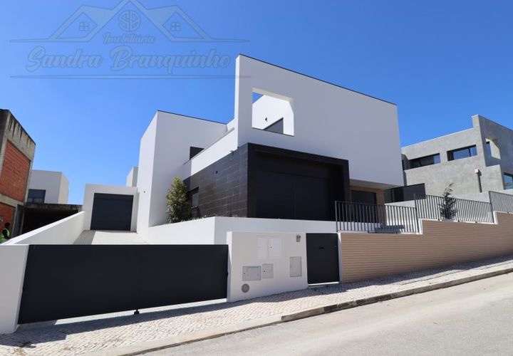 Villa i Torres Vedras, Lisbon, Torres Vedras - € 649.000 | Ref: CAS_452 - foto 1