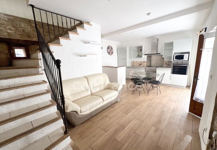 Landsbyhus i Cereste, Alpes-de-Haute-Provence, Cereste - € 99.000 | Ref: 340933170694 - foto 1