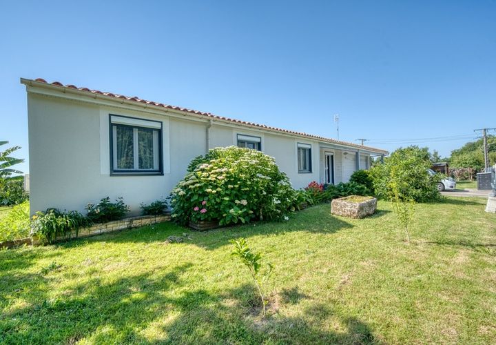 Villa i Tonnay-Charente, Charente-Maritime, Tonnay-Charente - € 345.000 | Ref: 340931122002 - foto 1