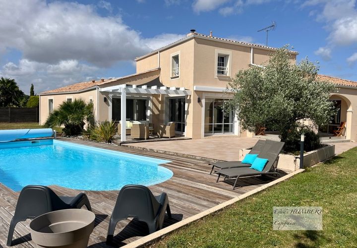 Villa i La Roche-sur-Yon, Vendee, La Roche-sur-Yon - € 620.000 | Ref: 340935754393 - foto 1