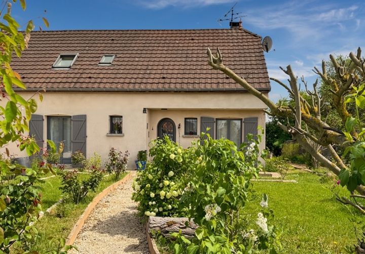 Villa a Arc-sur-Tille, Cote-d'Or, Arc-sur-Tille - € 319.000 | Ref: 340938821877 - foto 1
