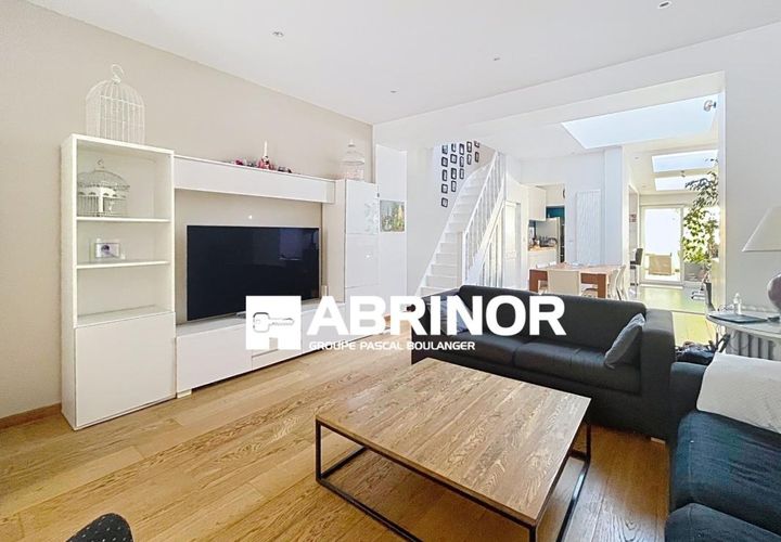 Villa i Roubaix, Nord, Roubaix - € 319.000 | Ref: RBX-39716-JSUBI - foto 1