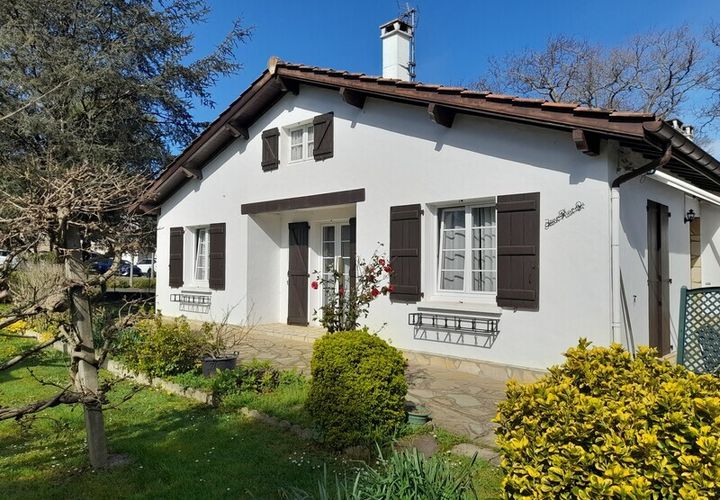 Villa i Sare, Pyrenees-Atlantiques, Sare - € 418 000 | Ref: 340935036278 - foto 1