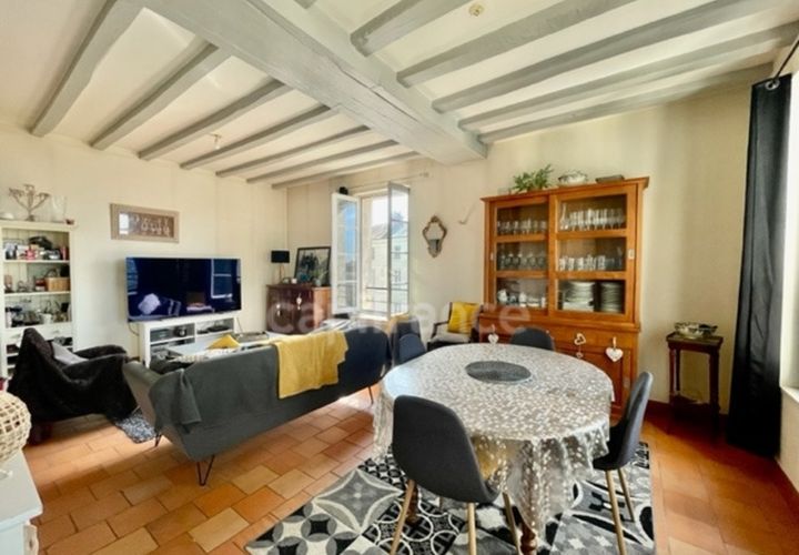 Duplex i Saumur, Maine-et-Loire, Saumur - € 209.000 | Ref: 340935603664 - foto 1