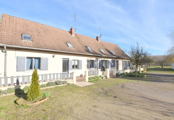 Villa en Digoin, Saone-et-Loire, Digoin - € 160.000 | Ref: 340932865416 - photo 1