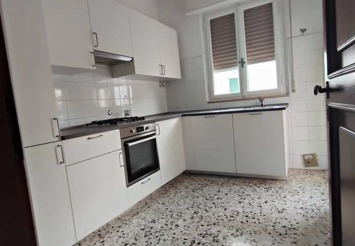 Villa a Pisa, Pisa, Pisa - € 1.500/mes | Ref: 2026133 - foto 1