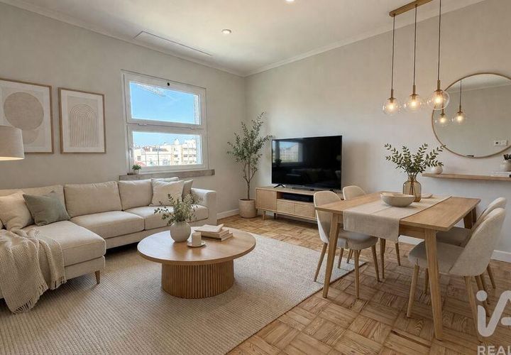 Apartament a Lisbon, Lisbon, Lisbon - € 1.750/mes | Ref: 164556 - foto 1