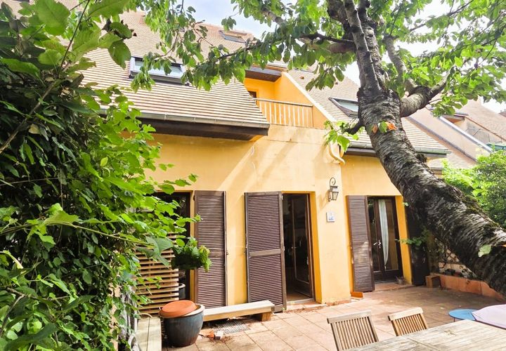 Villa i Suresnes, Hauts-de-Seine, Suresnes - € 1.150.000 | Ref: 43248 - foto 1