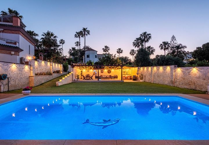 Villa a Fuengirola, Malaga, Fuengirola - € 1.390.000 | Ref: R5384209 - foto 1