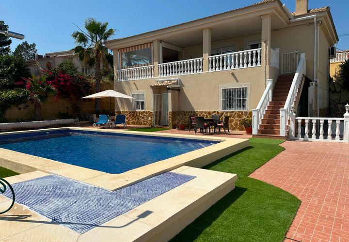 Villa en Algorfa, Alicante, Algorfa - € 599.990 | Ref: Ref-CW2040 - photo 1