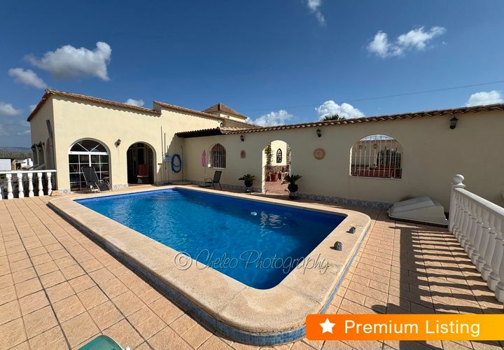 Villa en Catral, Alicante, Catral - € 399.000 | Ref: Ref-CS2092 - photo 1