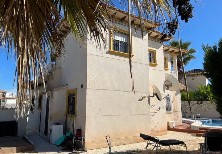Villa i Playa Flamenca, Alicante, Playa Flamenca - € 360.000 | Ref: Ref-R-1009 - foto 1