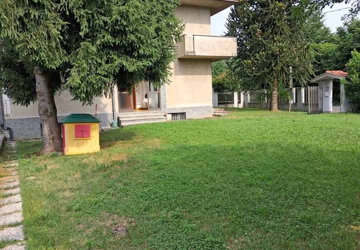 Villa i Seveso, Monza and Brianza, Seveso - € 360.000 | Ref: 8145 - foto 1
