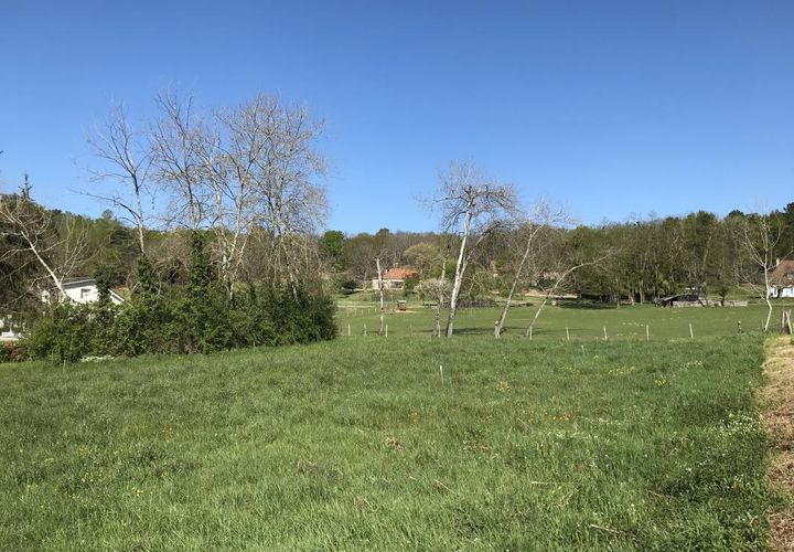 Helårsgrund i Bergerac, Dordogne, Bergerac - € 30.000 | Ref: BECF762 - foto 1