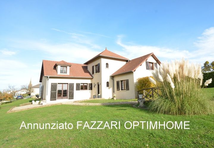 Villa a Stenay, Meuse, Stenay - € 247.000 | Ref: 830035763945 - foto 1