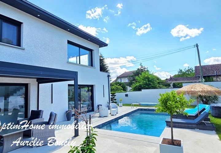 Villa a Voiron, Isere, Voiron - € 620.000 | Ref: 830037387983 - foto 1