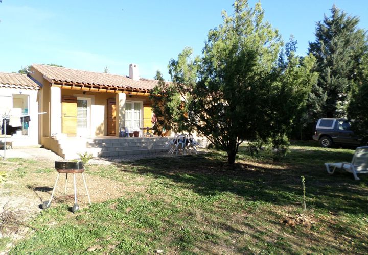 Villa a Sorgues, Vaucluse, Sorgues - € 1.200/mes | Ref: 6024048 - foto 1