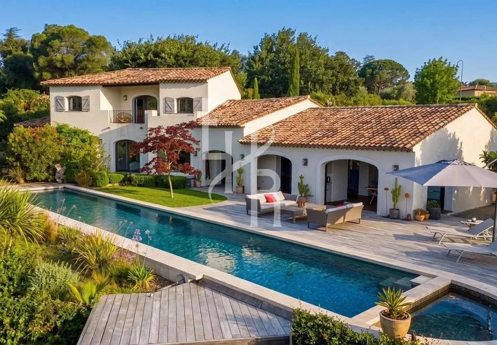 Villa i Valbonne, Alpes-Maritimes, Valbonne - € 2.980.000 | Ref: 87067429 - foto 1