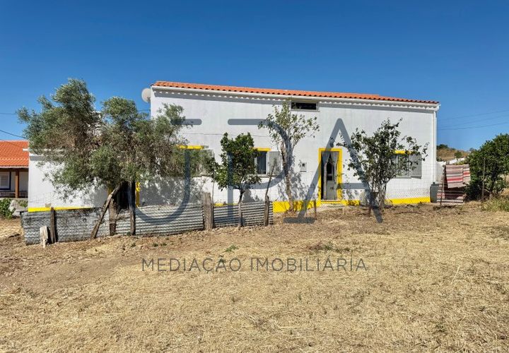 Herregård i Odeleite, Faro, Odeleite - € 170 000 | Ref: CAS-597 - foto 1