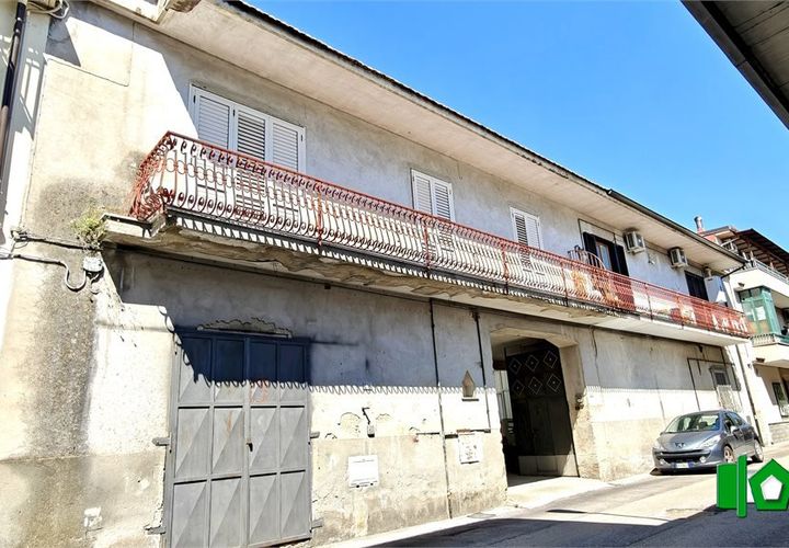 Villa a Marcianise, Caserta, Marcianise - € 150.000 | Ref: ZSU-130 - foto 1